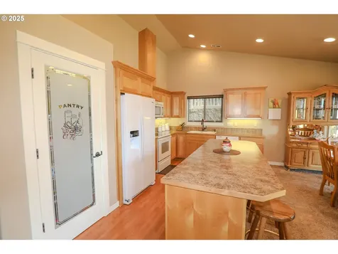 1979 NE Sunset Street Roseburg OR 97470