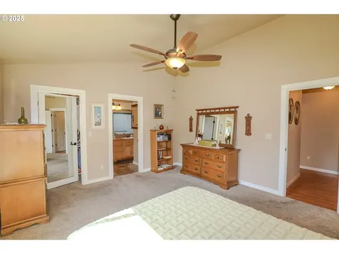 1979 NE Sunset Street Roseburg OR 97470