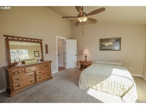 1979 NE Sunset Street Roseburg OR 97470