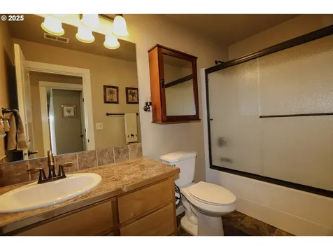 1979 NE Sunset Street Roseburg OR 97470