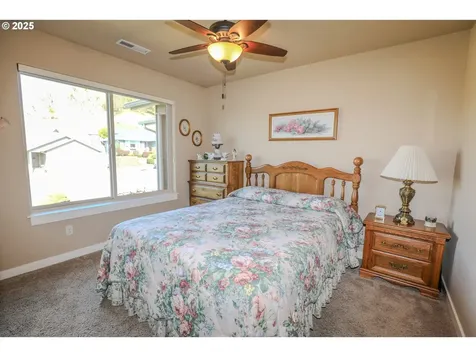 1979 NE Sunset Street Roseburg OR 97470