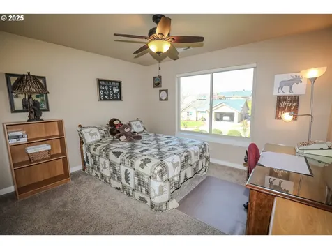 1979 NE Sunset Street Roseburg OR 97470