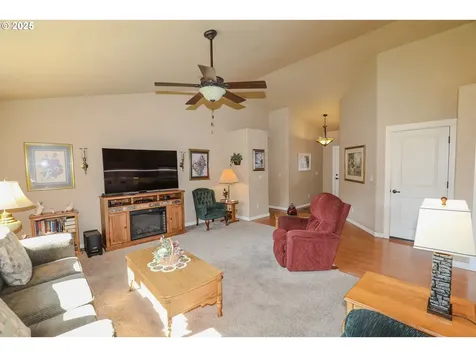 1979 NE Sunset Street Roseburg OR 97470