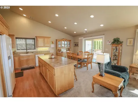 1979 NE Sunset Street Roseburg OR 97470