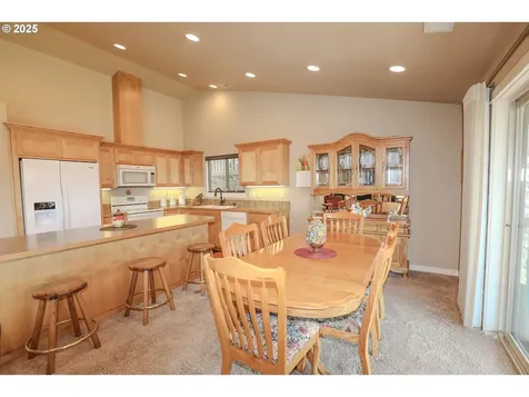 1979 NE Sunset Street Roseburg OR 97470