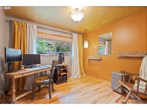 6014 NW Kauffman Avenue Vancouver WA 98663