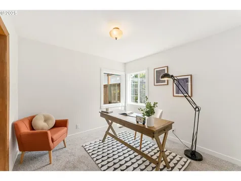 7330 SW 33rd Avenue Portland OR 97219