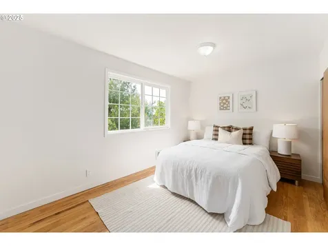 7330 SW 33rd Avenue Portland OR 97219