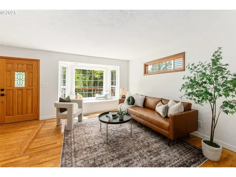7330 SW 33rd Avenue Portland OR 97219