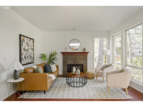 3321 SW Vesta Court Portland OR 97219