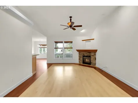 2475 Borders Drive Eugene OR 97404