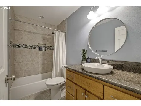 6644 NE Rosebay Drive Hillsboro OR 97124