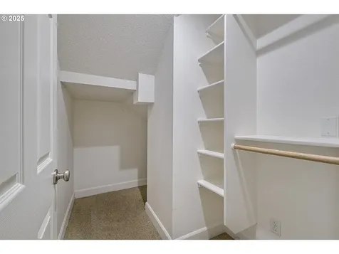 6644 NE Rosebay Drive Hillsboro OR 97124