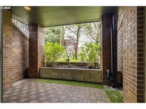 6644 NE Rosebay Drive Hillsboro OR 97124