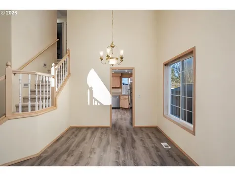 8203 SW Matthew Park Street Portland OR 97224