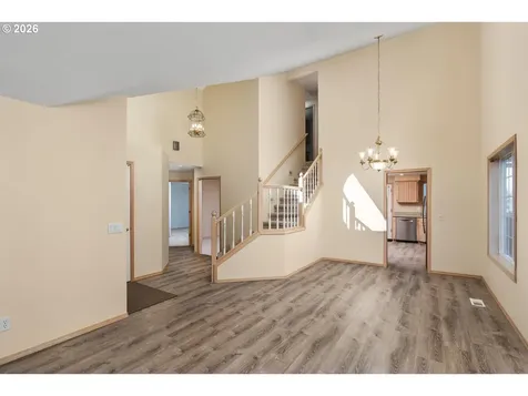 8203 SW Matthew Park Street Portland OR 97224