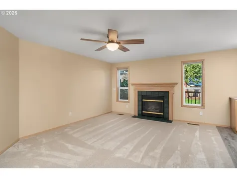 8203 SW Matthew Park Street Portland OR 97224