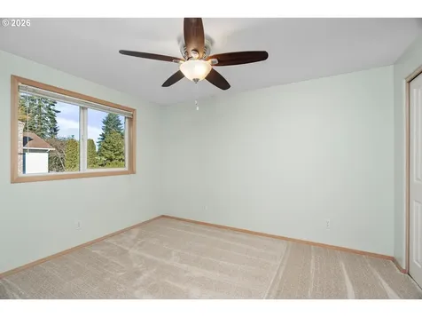 8203 SW Matthew Park Street Portland OR 97224