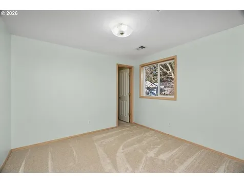 8203 SW Matthew Park Street Portland OR 97224