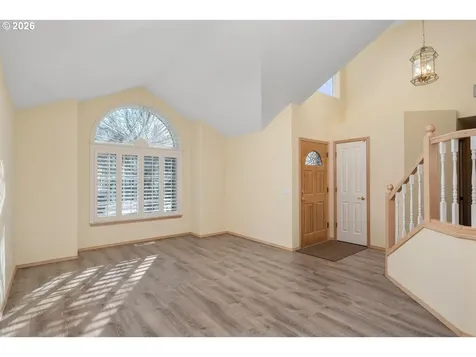 8203 SW Matthew Park Street Portland OR 97224