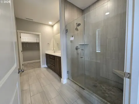 8207 NE 168th Place Vancouver WA 98682
