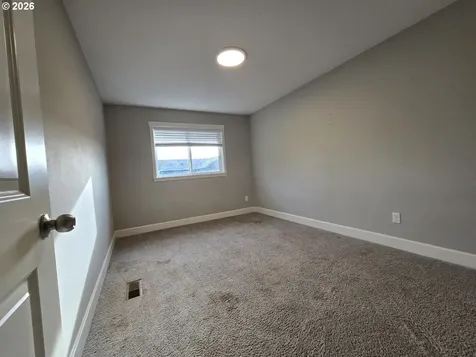8207 NE 168th Place Vancouver WA 98682