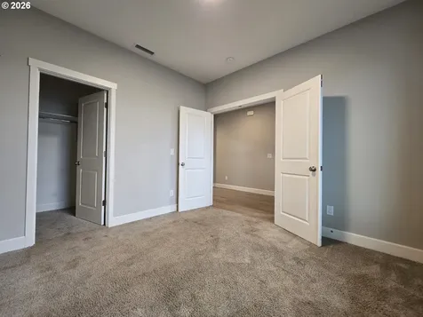 8207 NE 168th Place Vancouver WA 98682
