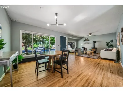 128 NE 127th Avenue Portland OR 97230