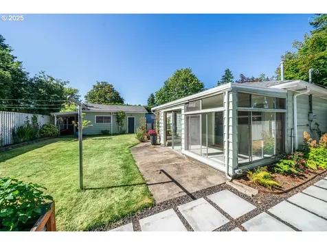 128 NE 127th Avenue Portland OR 97230