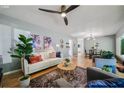128 NE 127th Avenue Portland OR 97230
