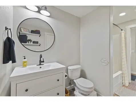 3919 NE St Johns Road Vancouver WA 98661