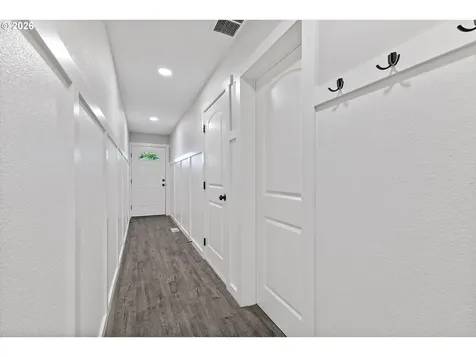 3919 NE St Johns Road Vancouver WA 98661