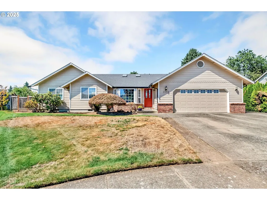 2954 Brett Loop Eugene OR 97404