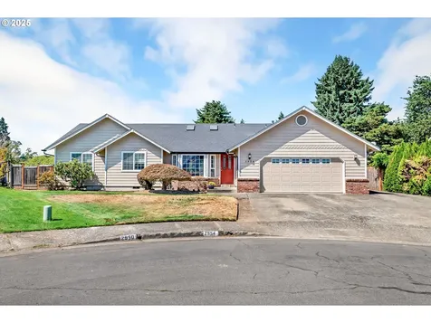 2954 Brett Loop Eugene OR 97404