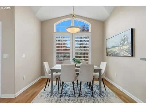 15001 NW Elaina Lane Portland OR 97229