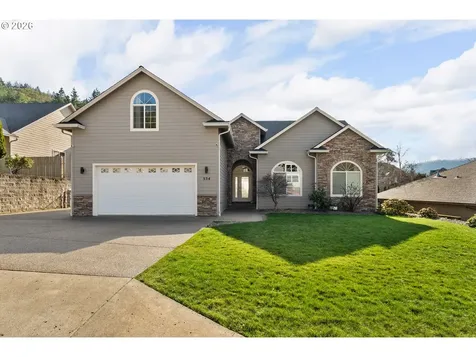 554 Oak Valley Loop Winchester OR 97495