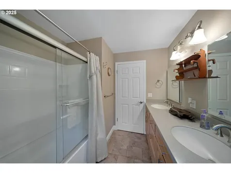 3010 Longwood Drive Reedsport OR 97467