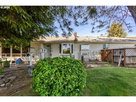 3010 Longwood Drive Reedsport OR 97467