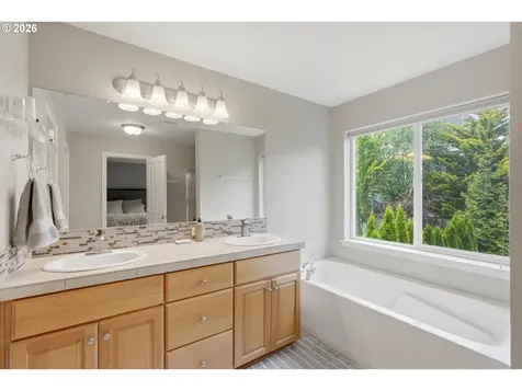 631 N Ironwood Drive Newberg OR 97132