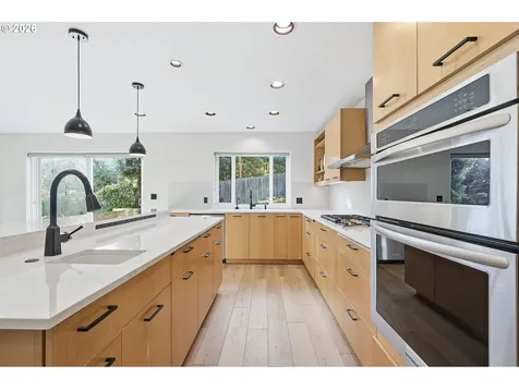15900 SW Breccia Drive Beaverton OR 97007