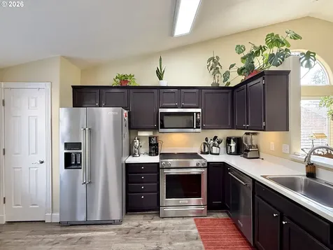 1032 40th Street Washougal WA 98671