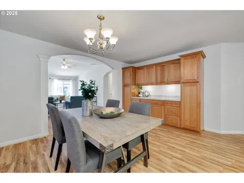 2731 Baines Boulevard Hubbard OR 97032