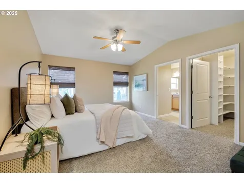 2731 Baines Boulevard Hubbard OR 97032