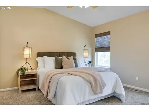 2731 Baines Boulevard Hubbard OR 97032