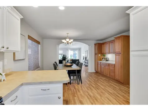 2731 Baines Boulevard Hubbard OR 97032