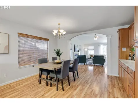 2731 Baines Boulevard Hubbard OR 97032