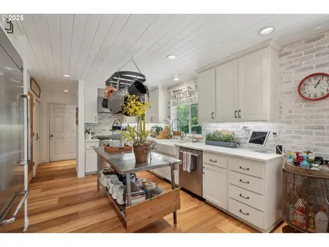 15785 SW Bull Mountain Road Portland OR 97224