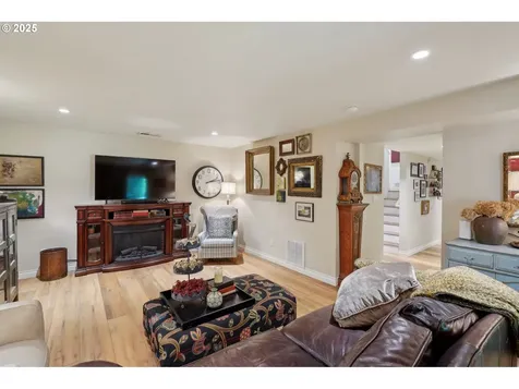 15785 SW Bull Mountain Road Portland OR 97224