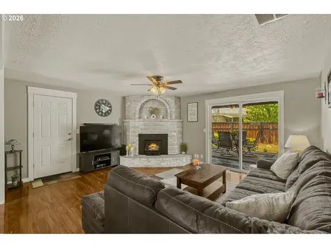1425 NE Garden Court Keizer OR 97303
