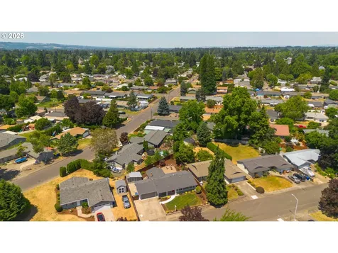 1425 NE Garden Court Keizer OR 97303